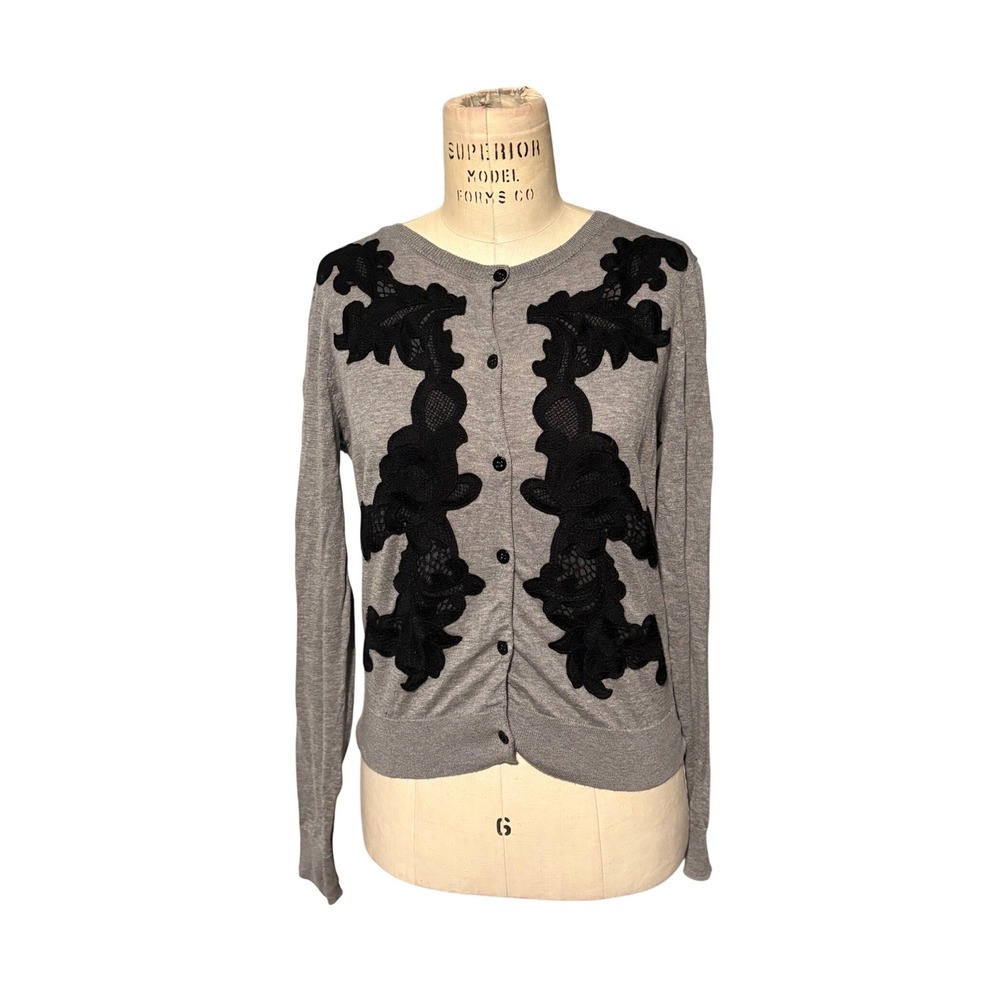 Cabi Gray Cotton Lace Applique Button Front Cardigan Sweater Style 100 Small